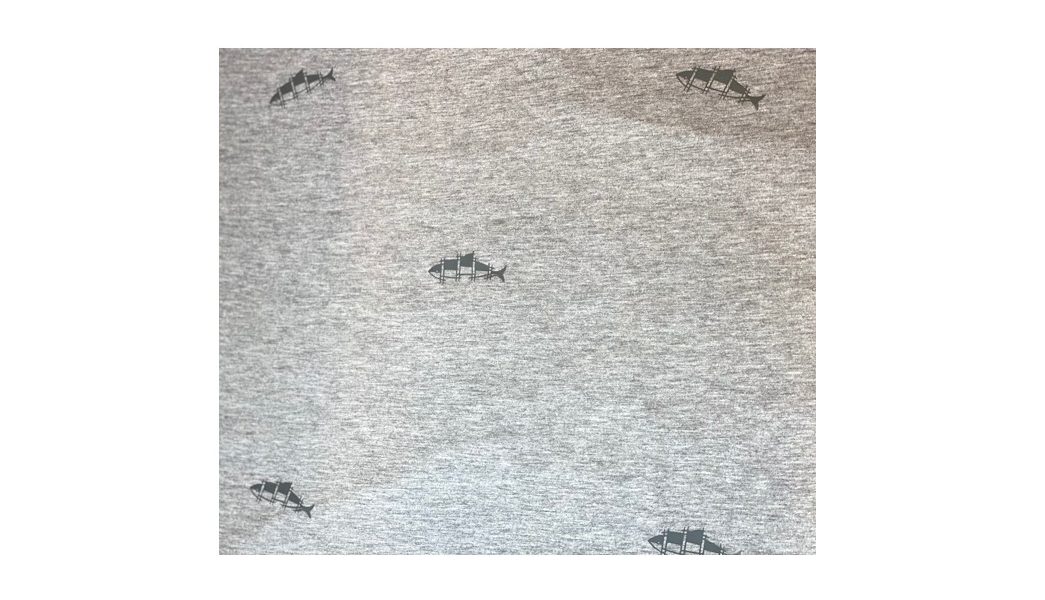 weiss_schal-grau-muster-fisch